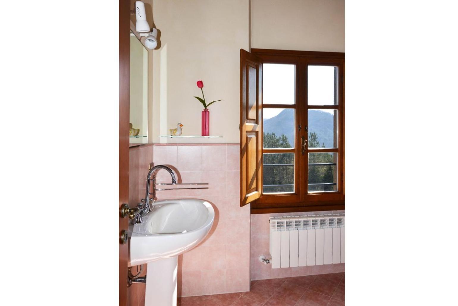 Villa Casale Di Rosa ลุคคา ภายนอก รูปภาพ