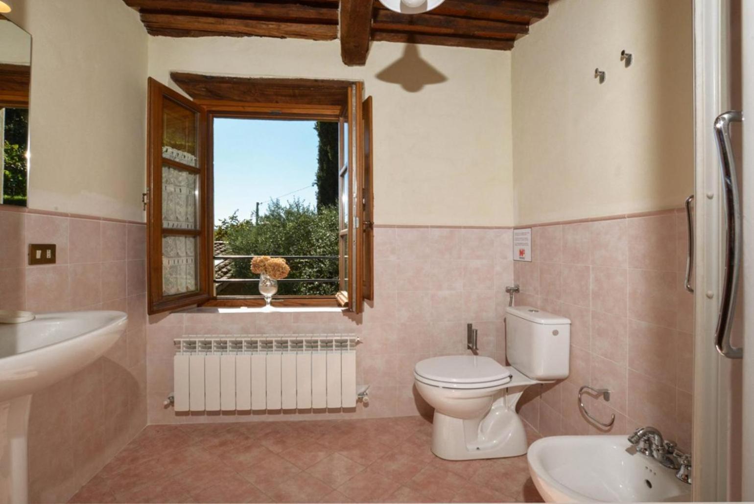 Villa Casale Di Rosa ลุคคา ภายนอก รูปภาพ