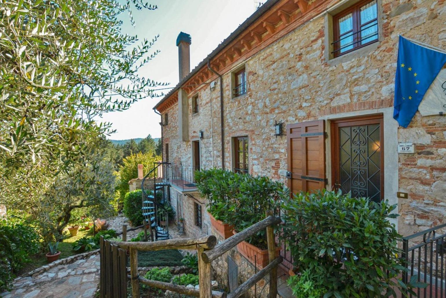 Villa Casale Di Rosa ลุคคา ภายนอก รูปภาพ
